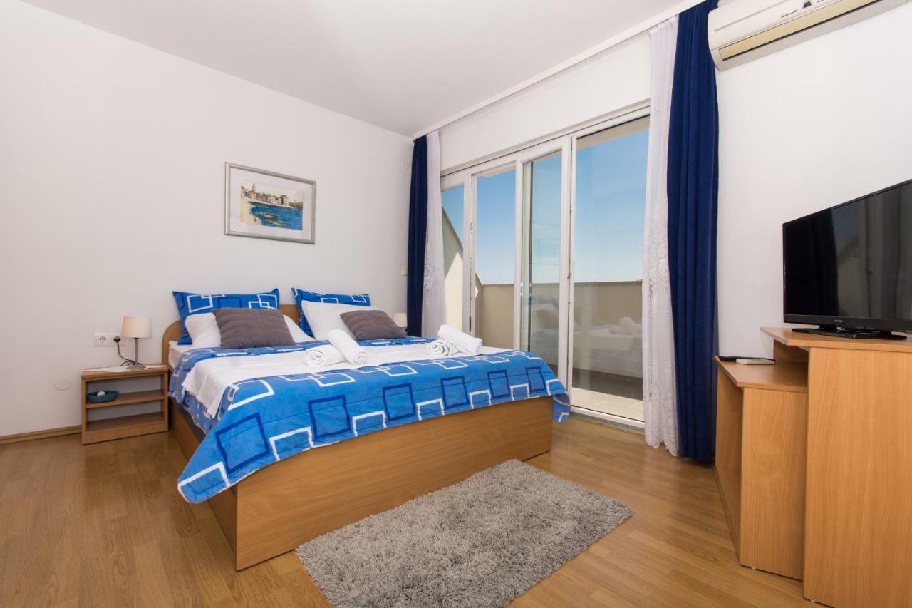 Marko Apartments Каштела Экстерьер фото